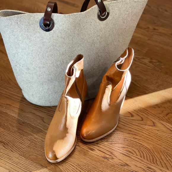 NWT Essa cowboy booties size 9 - Picture 9 of 12